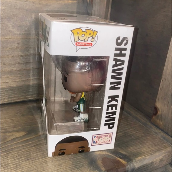 Funko Pop shawn kemp convention #72 - Picture 4 of 8